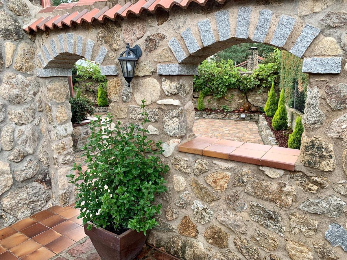 La Casita De Las Hortensias Ortigosa del Monte Bagian luar foto