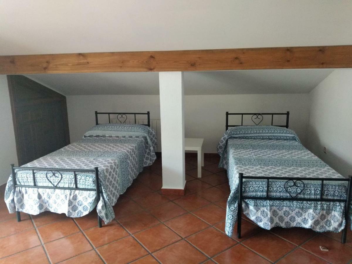 La Casita De Las Hortensias Ortigosa del Monte Bagian luar foto